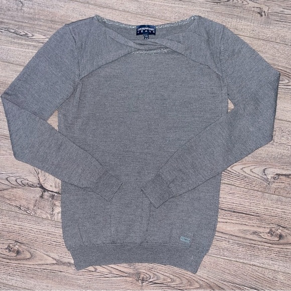 Armani gray women’s sweater size 8 or medium - Picture 1 of 3